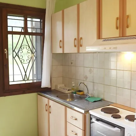 Pefka Studios & Apartament