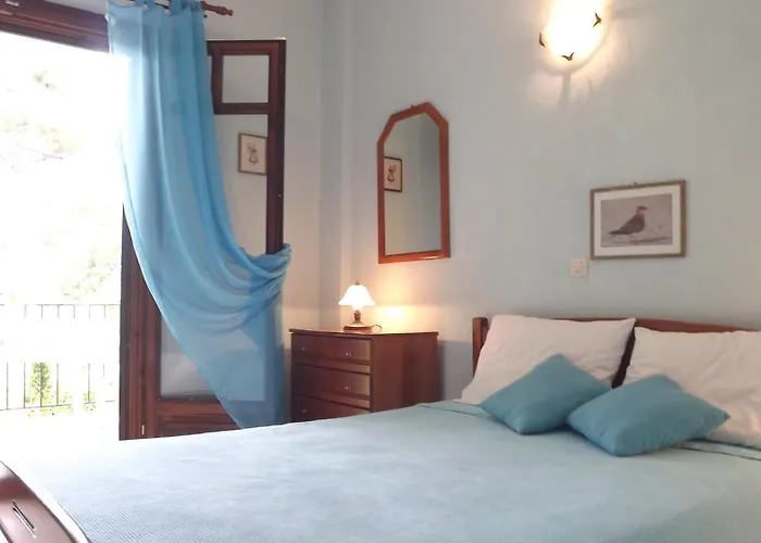 Pefka & * Vourvourou