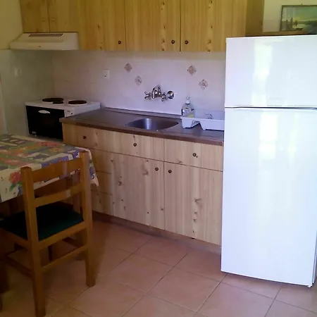 Pefka & Apartment Vourvourou