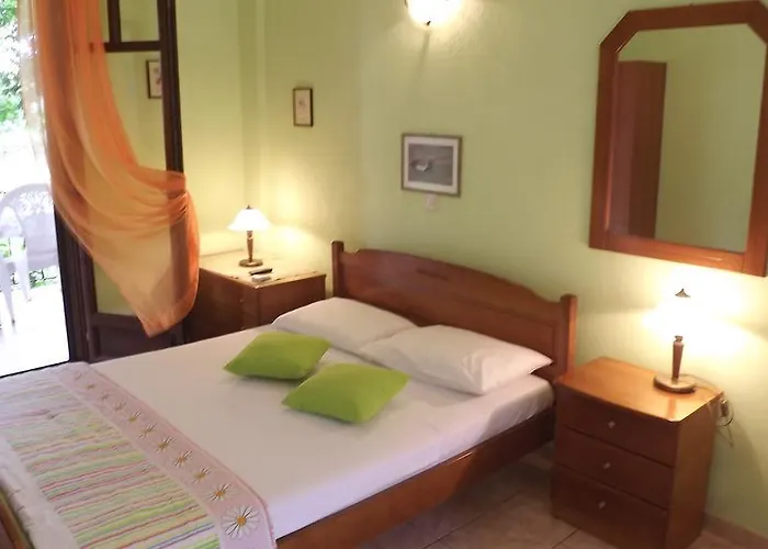 Pefka Studios & Apartament *