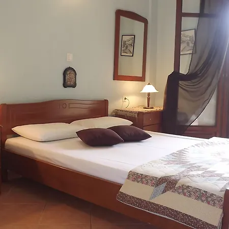 Pefka & Appartement Vourvourou