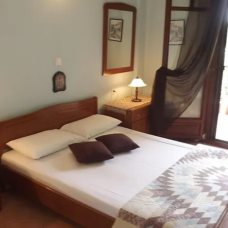 Pefka & * Vourvourou